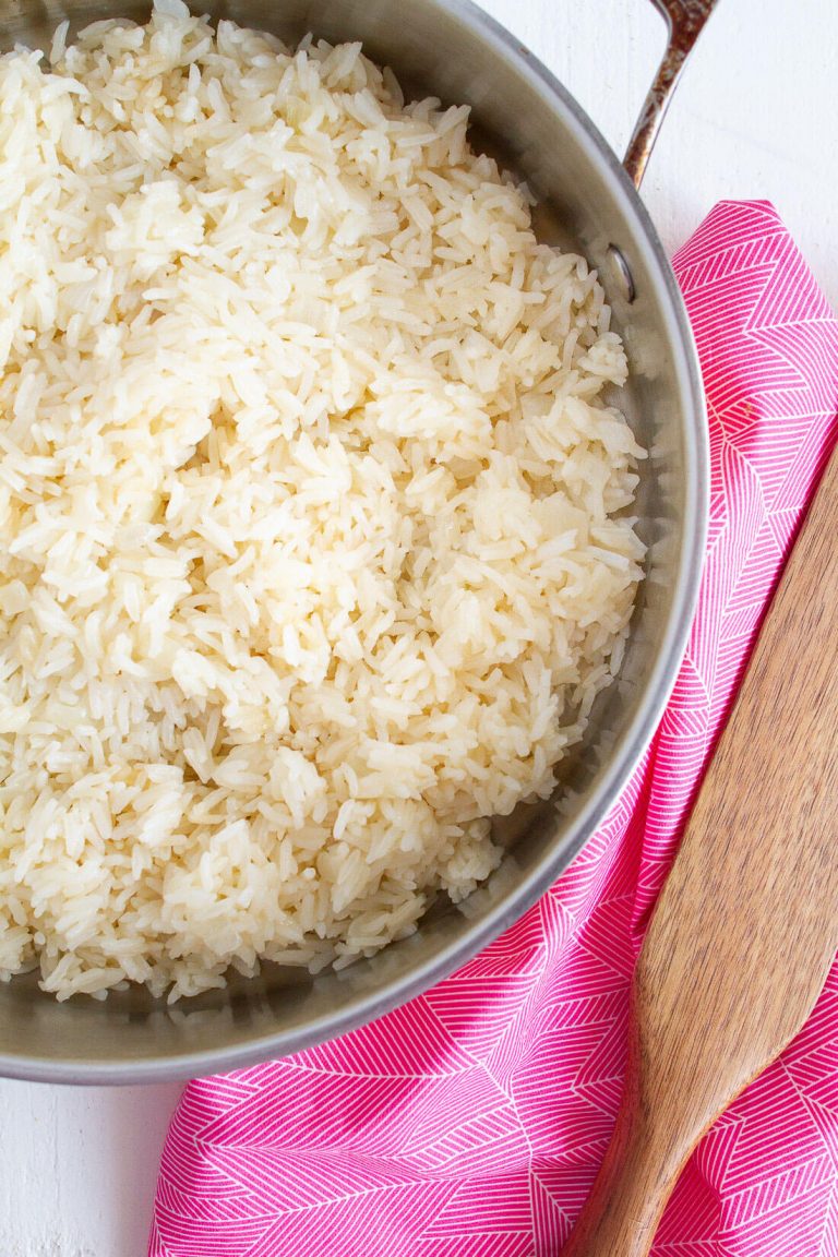 Easy + Flavorful White Rice Recipe from 30daysblog